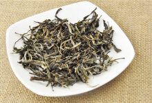 普洱茶春茶、夏茶、秋茶(谷花)的口感区别-韵味茶社,遇见好茶, 品味一杯好茶! 武夷岩茶,安溪铁观音,洞庭碧螺春,西湖龙井,云南普洱,茶叶领域专业知识分享网站